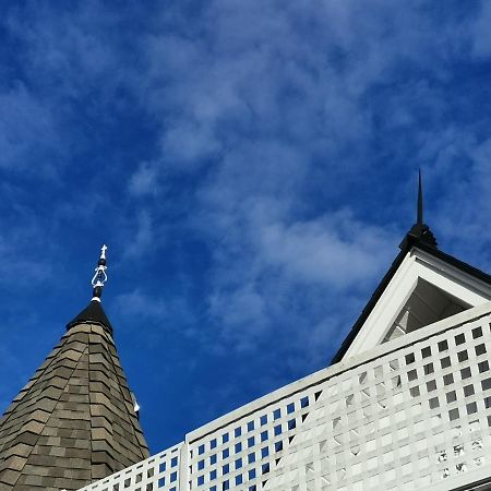 تشيماينوس Vancouver Island Castle Cove Inn المظهر الخارجي الصورة
