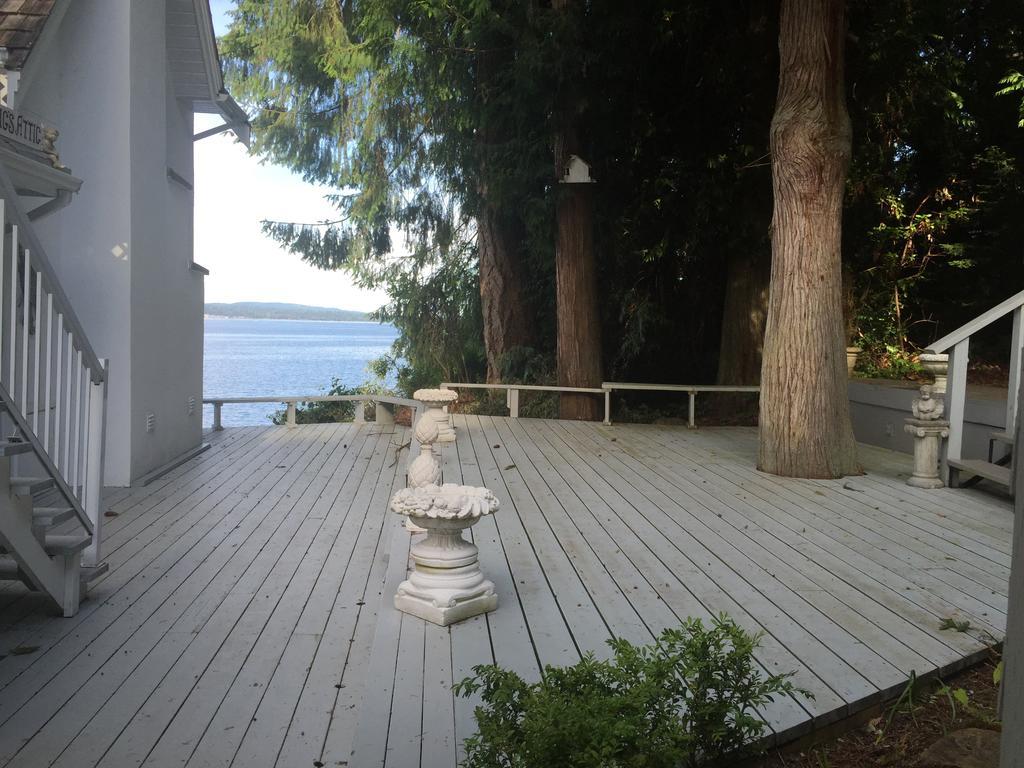 تشيماينوس Vancouver Island Castle Cove Inn المظهر الخارجي الصورة